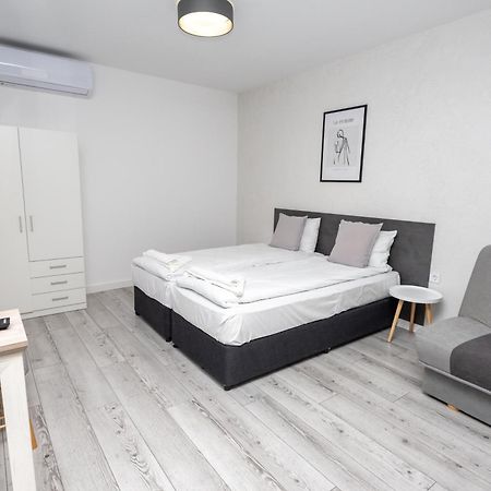 Guest House Desi - Къща За Гости Деси 巴尔奇克 外观 照片