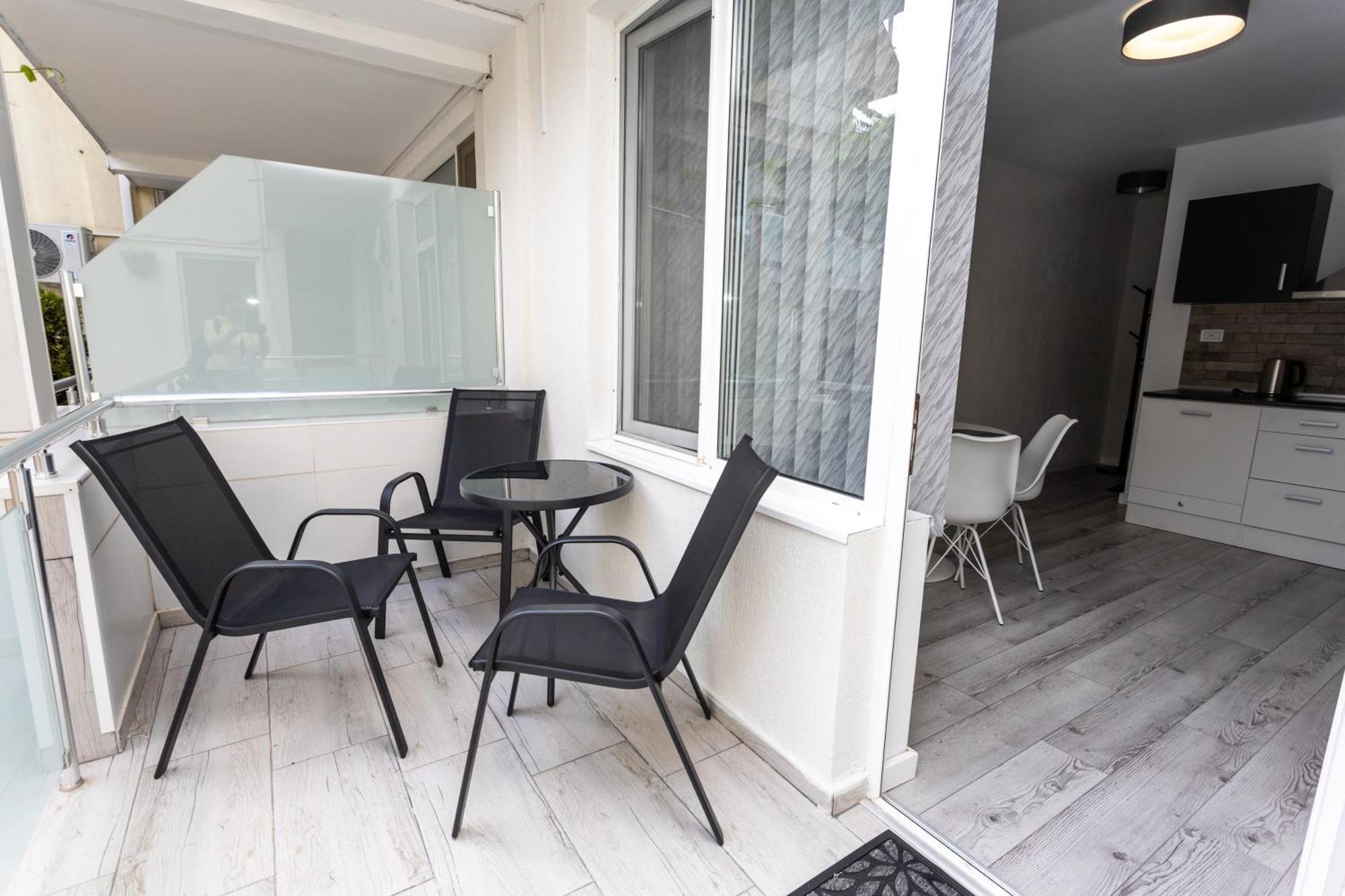 Guest House Desi - Къща За Гости Деси 巴尔奇克 外观 照片