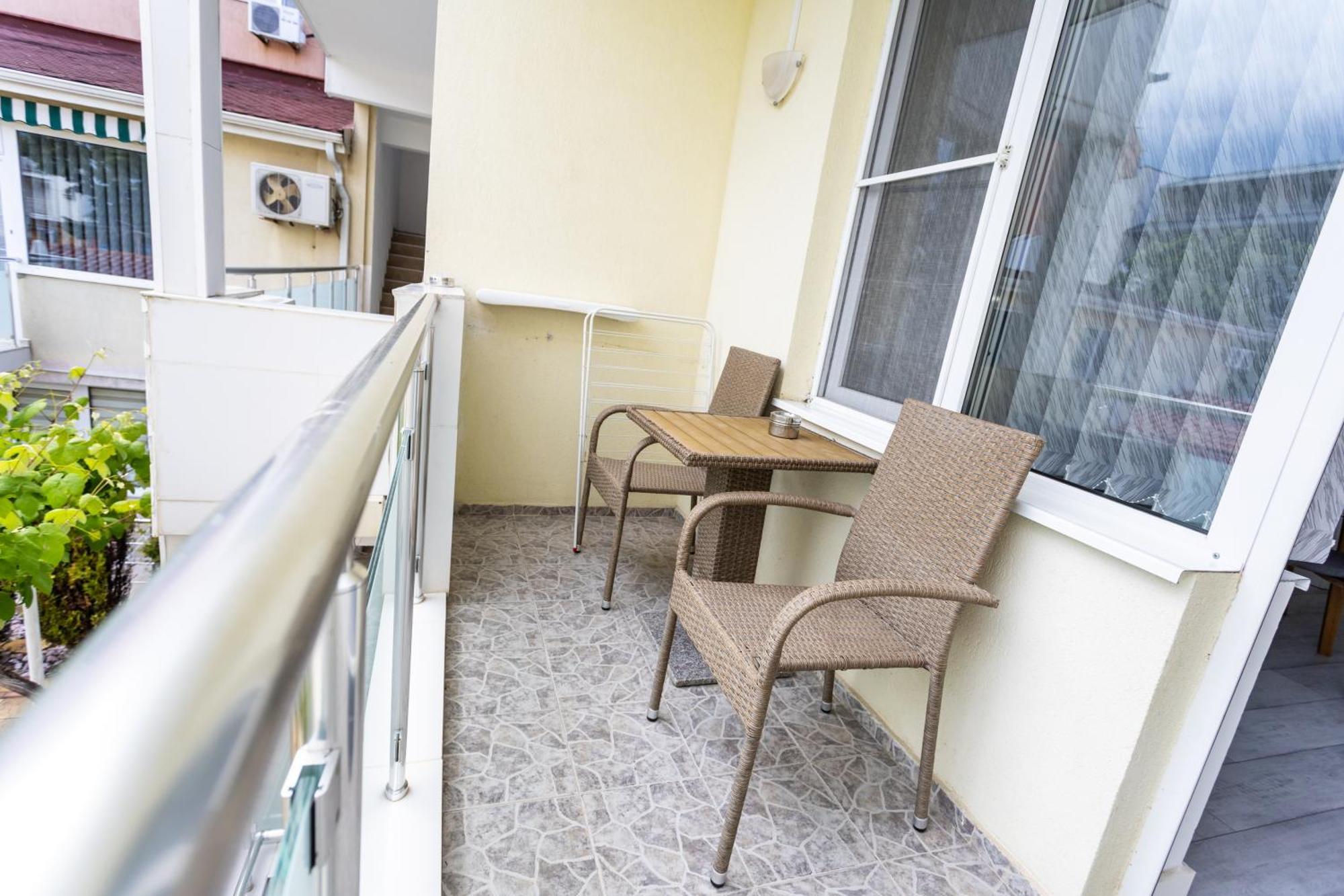Guest House Desi - Къща За Гости Деси 巴尔奇克 外观 照片